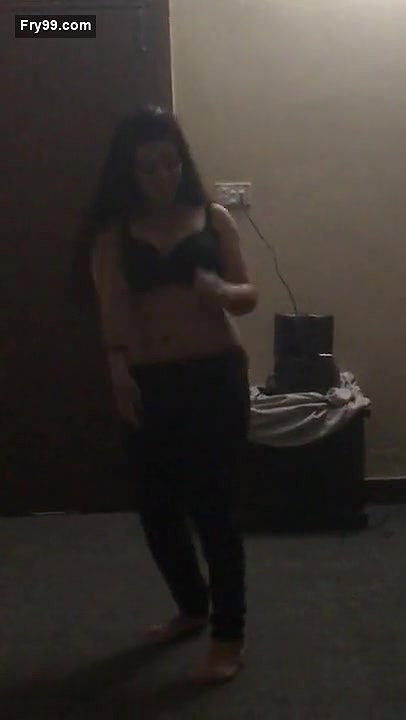Pk cute girl dance