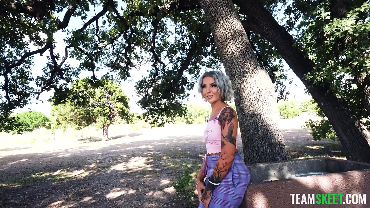 Luna Legend – Amazing Sexy Latina Babe
