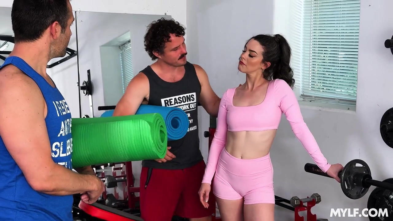 Nicole Emma Vaunt – Threesome At Gym