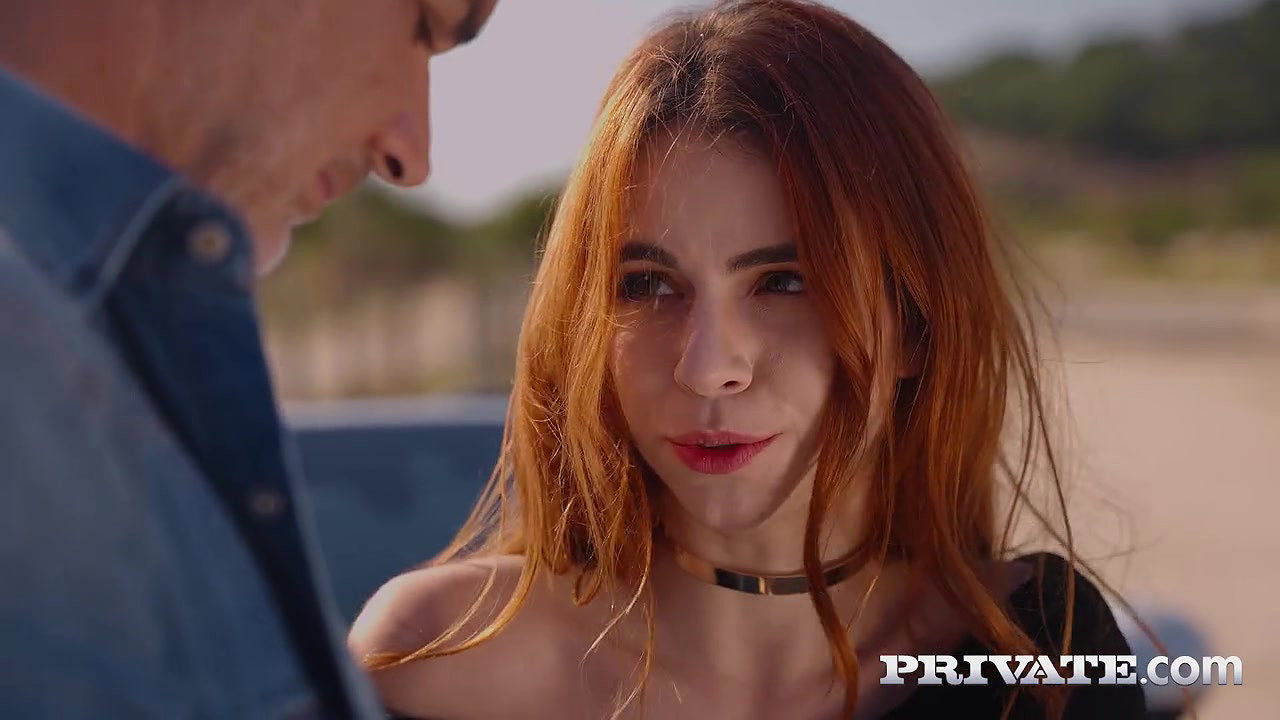 Sirena Milano – Sexy Redhead Babe Seduces Her Photographer