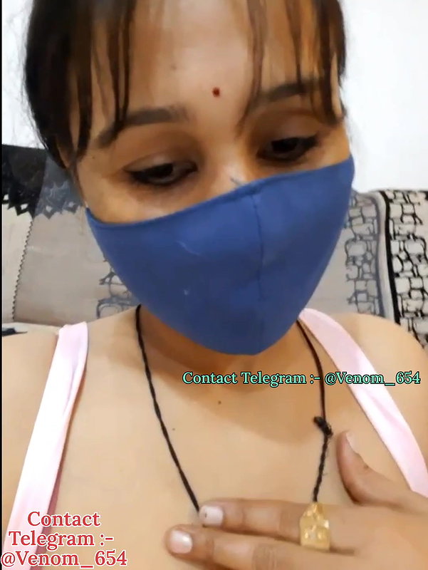 Archna-ji private show pussy fingering1