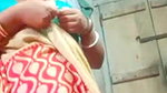 Boudi Showing Her Pussy