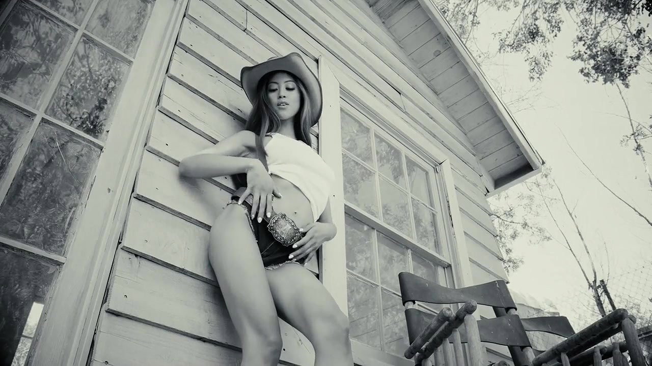 Alexia Anders – Cowboy And Cowgirl Have Ranch Sex
