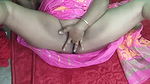 Desi Bhabi fingering pussy in sharee.