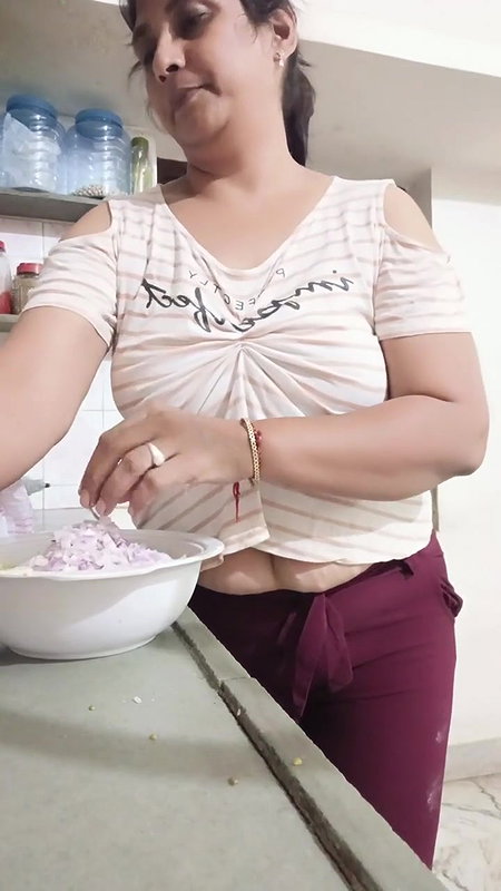 ase banaye mix dal ke pkode gharwale khate hi rhe jayenge⧸ek khash chiz milaye or dekhe kese bnte h.