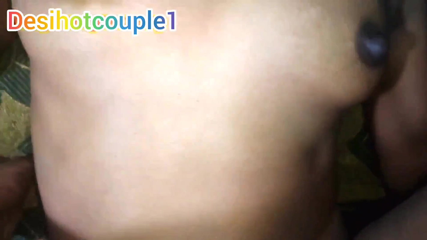 Desi Indian village couple – full length hard sex video.