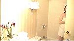 GYM SLUT GIVES HANDJOB IN PUBLIC BATHROOM_9b904a33