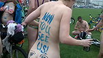 Gode en public et branlette des voyeurs_47cac307