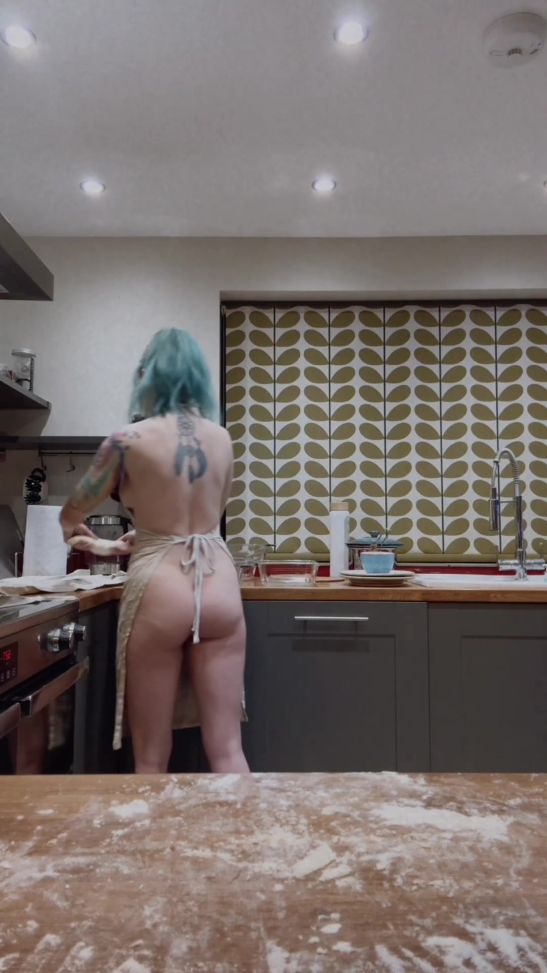 Frame 10
