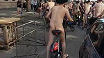 machine fucking in public_3807f994