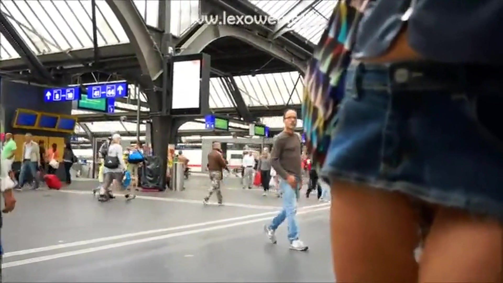Frame 10