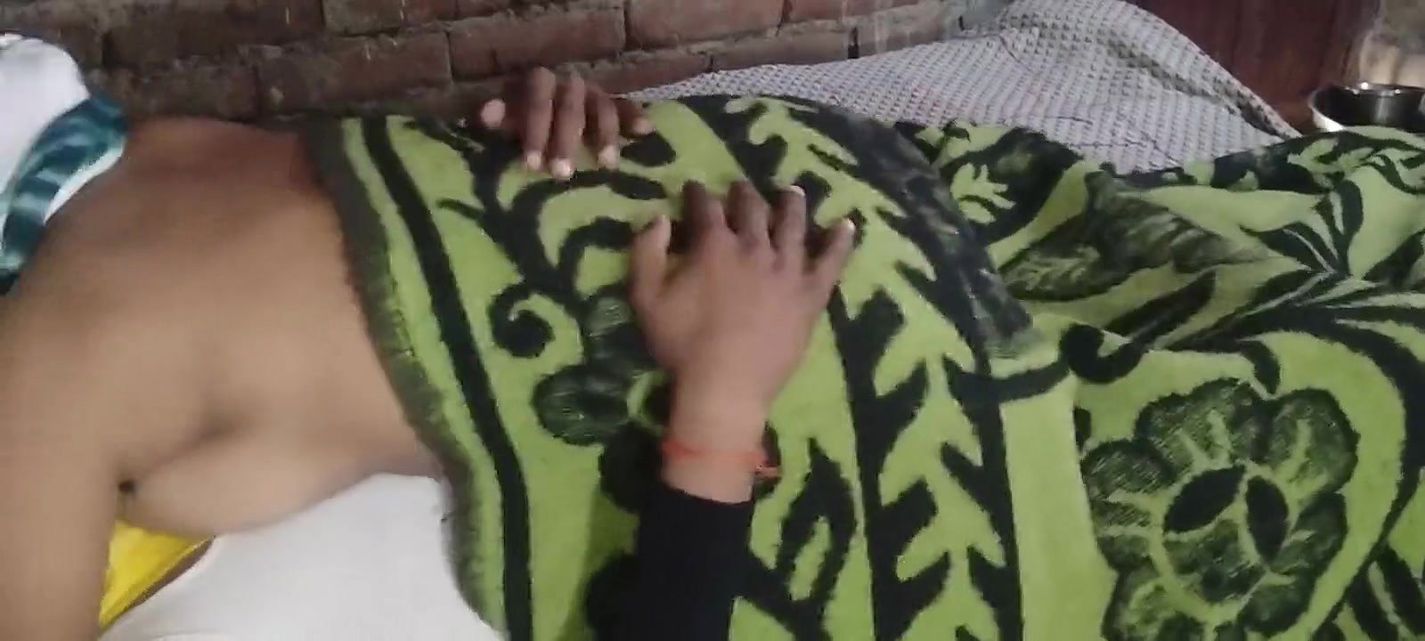 Bibi started being stabbed again at night