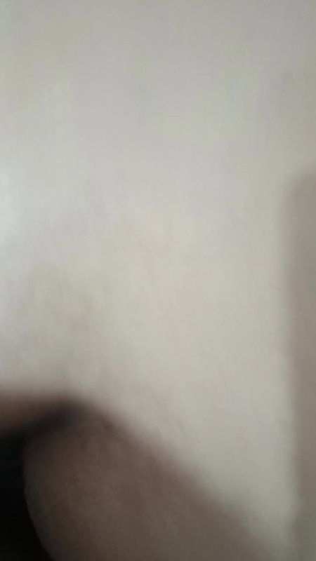 Dost ki biwi ghar pe akele gulabi panty me