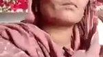 Paki bhabhi showing
