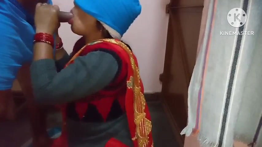 Indian Desi wife deepthot with Hindi audio !! amezing blowjob Desi wife !!.