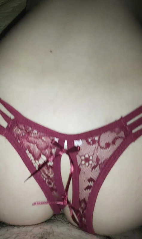Watch Me Cum in your wife mouth. b l o w j o b.
