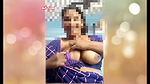 Desi bhabhi video call mein uski boyfriend ko boobs dikhayi enjoy kardi he.
