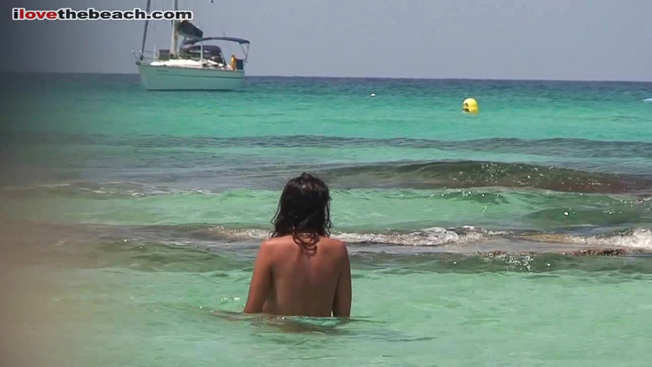 Amateur sloppy deepthroat on the beach with a huge cumshot Big natural tits_2efbbb89