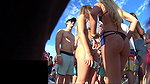 beach peeing_8d788a38