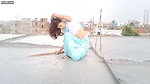 Urmila life and beauty Hot navel show Barish me bhig kar naha li me
