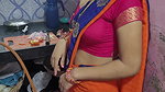 Desi bhabhi kitchen me khana bana rahi thi tabhi devar ne piche le bhabhi ki.