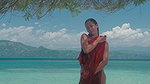 The wife of a nudist shows herself on the beach_423e33e7