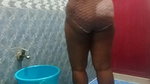 Indian aunty full bathing nude.