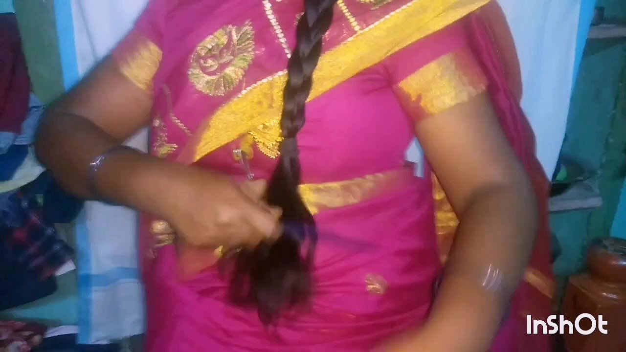 Big Ass Tamil Saree Housewife Big Boobs Fuck in Village