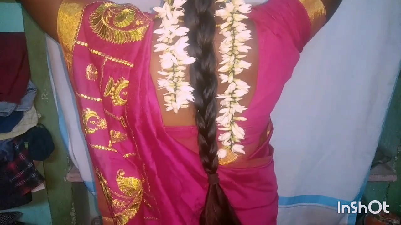 Big Ass Tamil Saree Housewife Big Boobs Fuck in Village