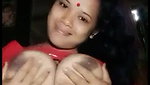 Desi village bhabi show her sexy boobs