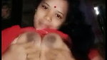 Desi village bhabi show her sexy boobs