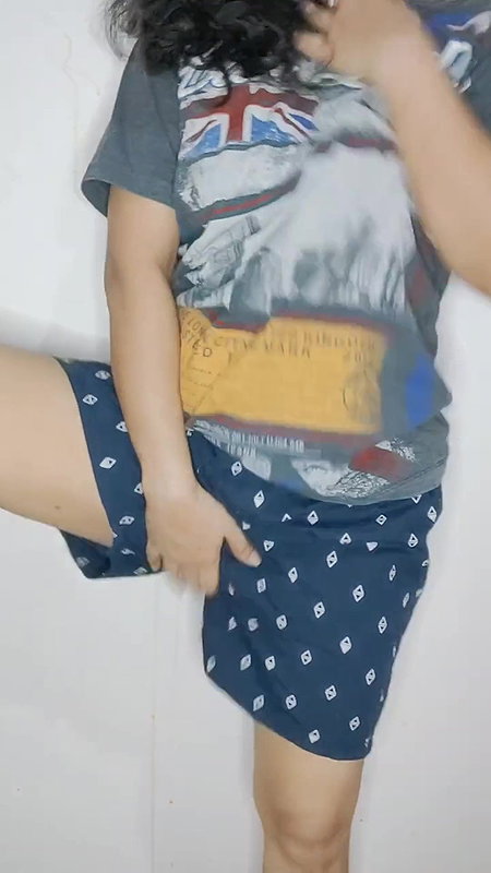 Saloni Noor cam show.