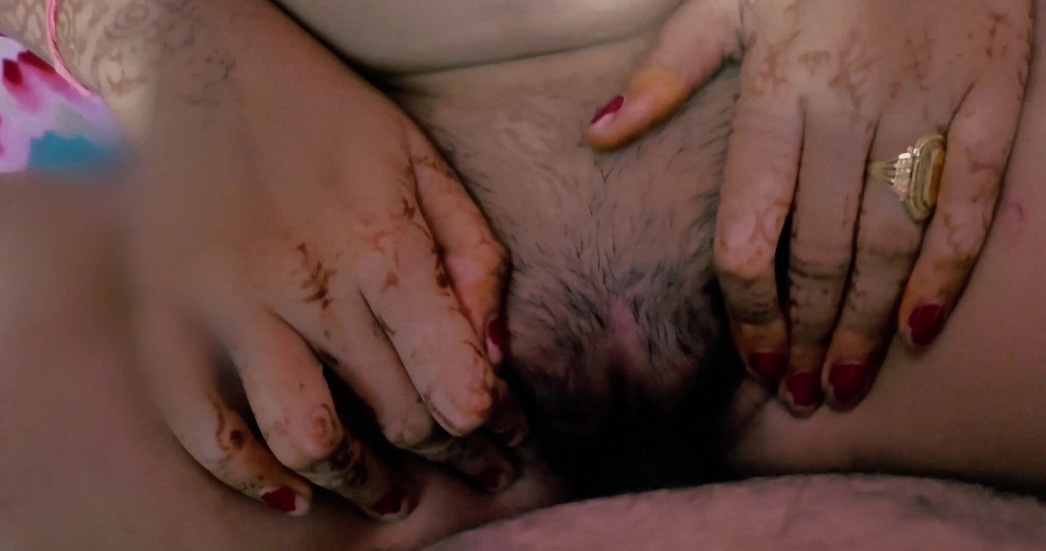 Sote hue bhabhi ko choda part 3 with dirty hindi audio full clear.