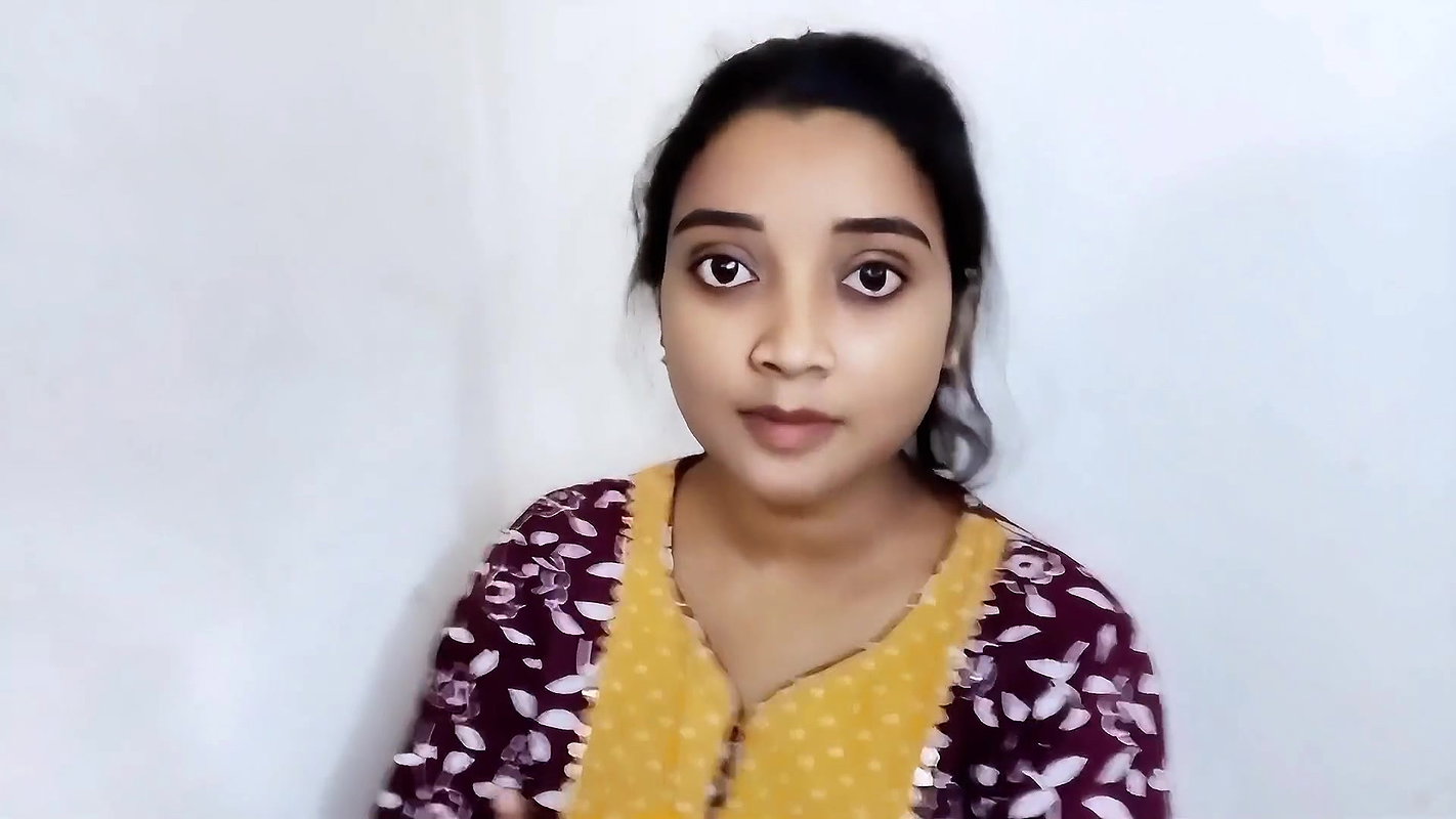 My Hot Beautiful Bhabhi Offer Me to Have Sex with Her Bcz My StepBrother Can’t Satisfy Her on Bed