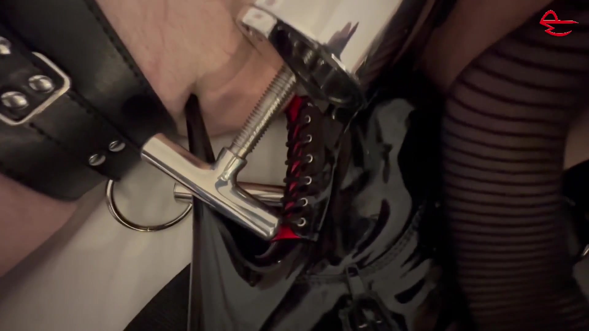 Frame 10