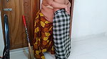 Pados ki Bhabhi ki jabardasti mast chudai Bhabhi ne devar ka Pani nikal diya – Devar fucked Bhabhi while cleaning house