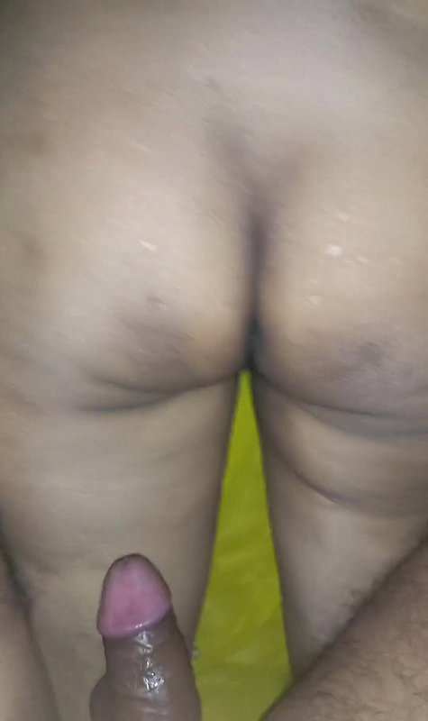 Sandhya ki gand me lond pela mast chubby gand