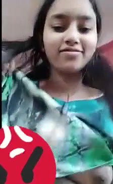 Desi cute girl big boobs on cam