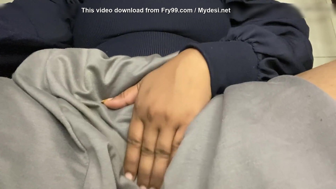 Tamil girlfriend speaking she needs sex while fingering