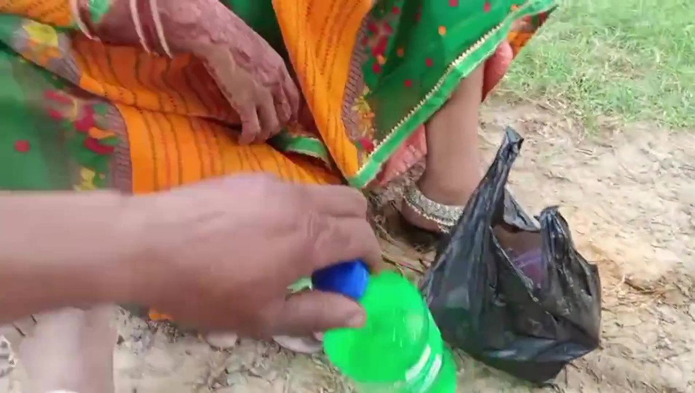village bhabhi fucking hot video