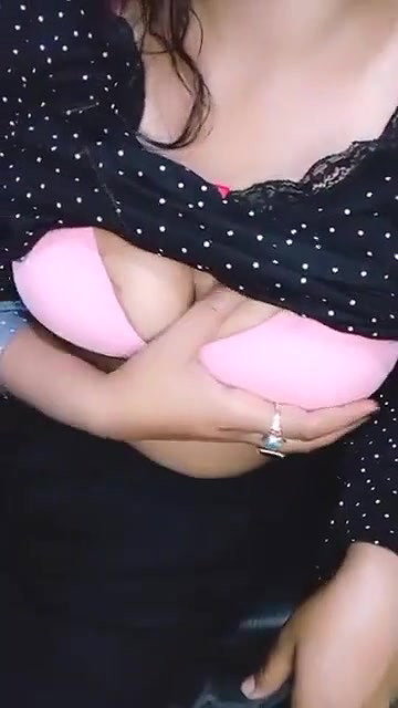 Lesbo Cam Show