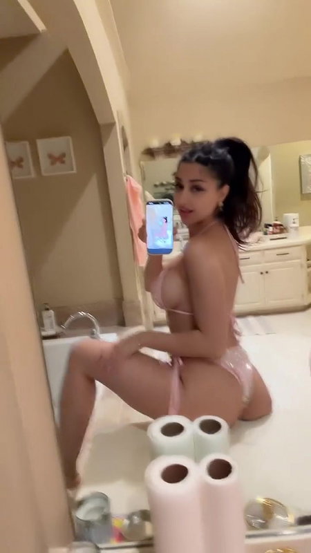 DIVA FLAWLESS TOO DESIRED MOUTHWATERING BOOBS EXPOSE IN BIKINI VIDEOS 4