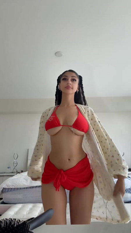 DIVA FLAWLESS TOO DESIRED MOUTHWATERING BOOBS EXPOSE IN BIKINI VIDEOS 6