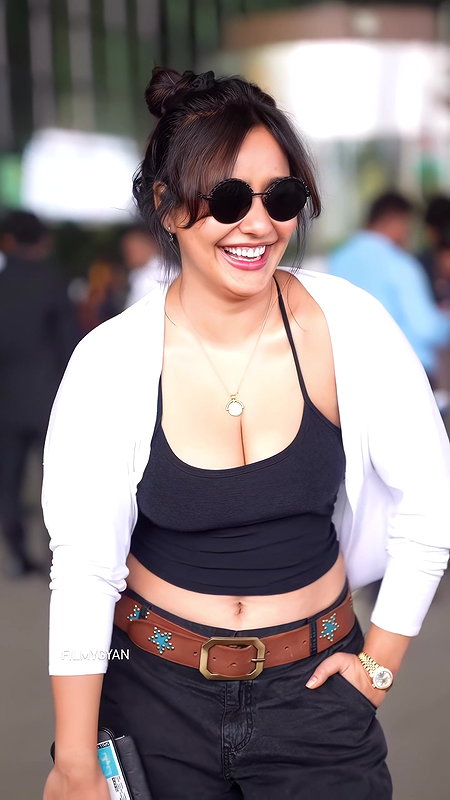 BIHARAN NEHA SHARMA BUSTY BOOBS AMPLE CLEAVAGE POPPING TEASE HQ VIDEO 2