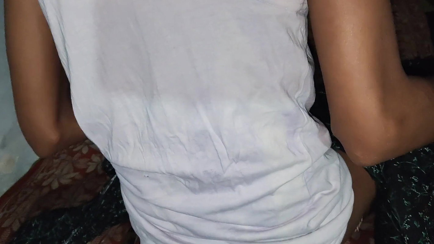 18 years Indian Desi Village girl virgin tight pussy first time fuck xxxx hd videos