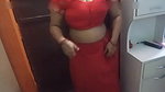 Beautiful bhabhi having wearing a beautiful saree