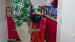 Desi bhabhi kitchen meBartan Dho rahi thi tabhi devar ne piche se bhabhi ki le li