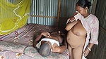 Desi pados ki bhabhi Ne chut chataya aur Pani nikala