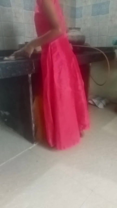 Ghar ki party main madarchod pati ka dost aya aur chod gaya mujhe