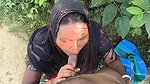 Indian bhabhi Jungle saaf karte hue chudai ki